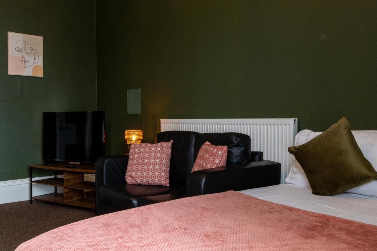 Digbeth City Centre Apartment Sleeps 12 Opposite Coach Station Birmingham Esterno foto