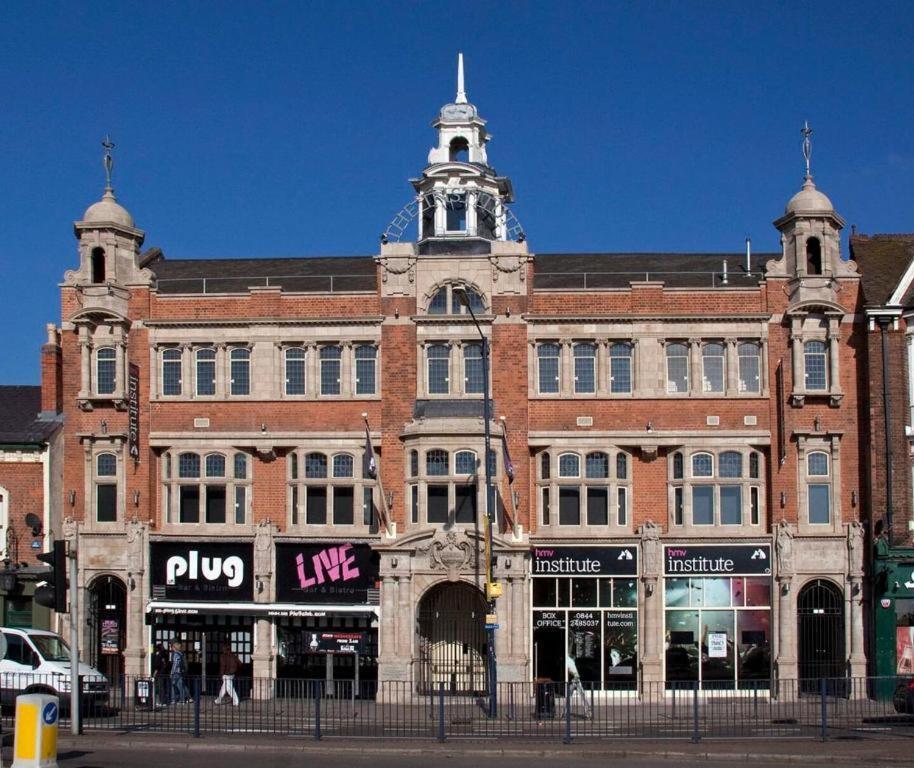 Digbeth City Centre Apartment Sleeps 12 Opposite Coach Station Birmingham Esterno foto